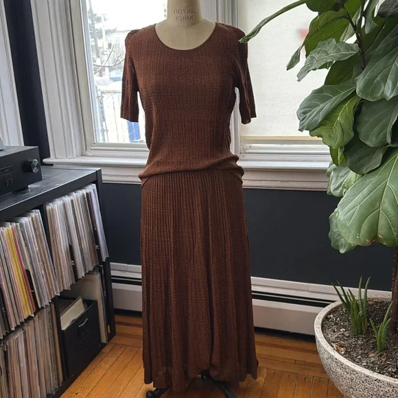 Stunning Metallic Knit Set by Italian Brand Falconeri - Medium - Picture 7 of 15